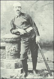 casey-6.jpg (16621 bytes)
