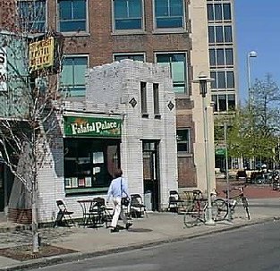 moodys.jpg (53938 bytes)