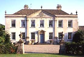 piers-court.jpg (12030 bytes)